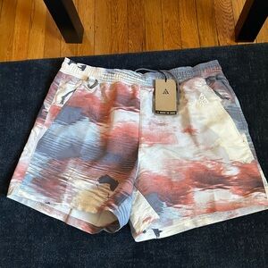 NIKE ACG WOVEN SHORTS MENS SIZE L BLUE FN2473-493 MID THIGH LENGTH ABOVE KNEE